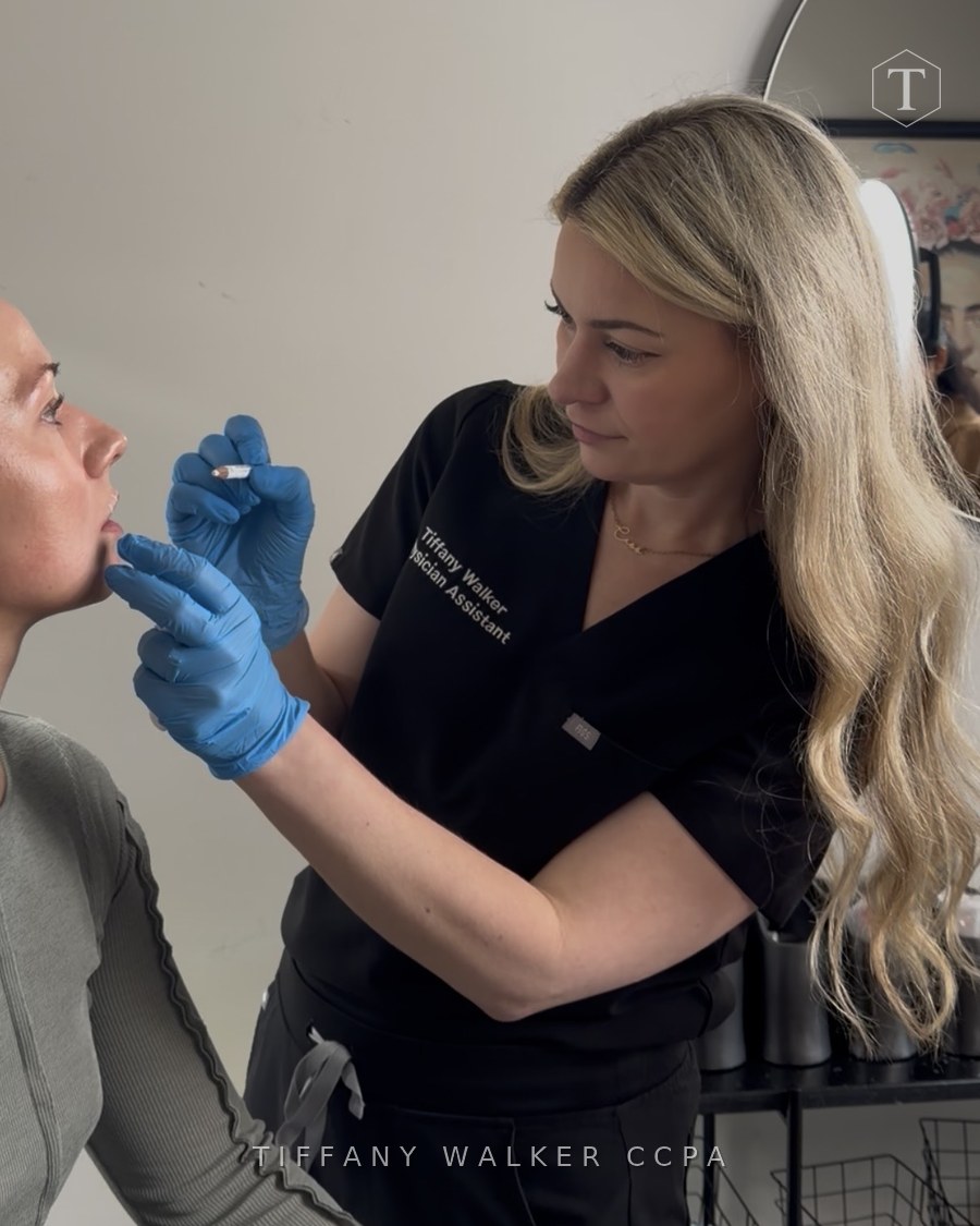 Tiffany Walker treating a patient at LifeSmart